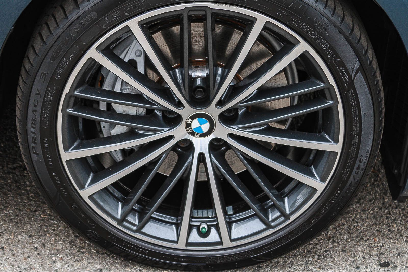 Used 2023 BMW 540i w/ Premium Package RWD image 10