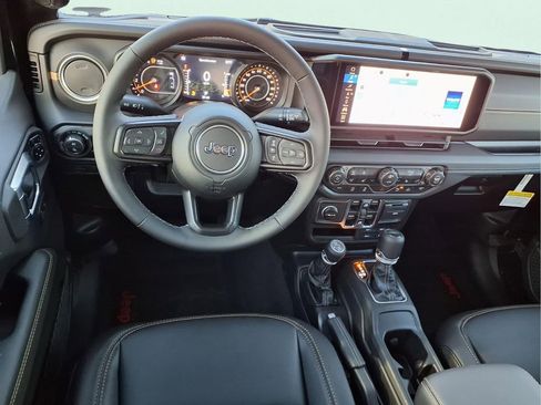 New 2026 Jeep Gladiator Mojave AWD/4WD image 13