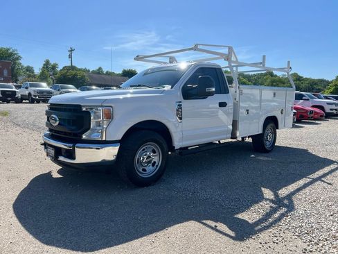 Used 2020 Ford F350 XL w/ Power Equipment Group RWD image 4