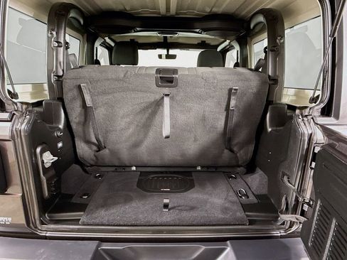 Used 2020 Jeep Wrangler Rubicon AWD/4WD image 28