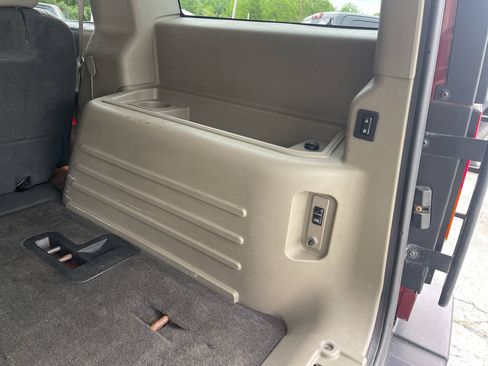 Used 2003 HUMMER H2 w/ Preferred Equipment Group AWD/4WD image 22