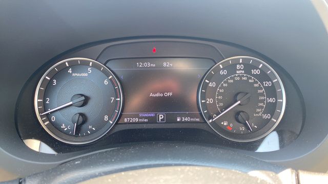 Used 2022 INFINITI QX50 Luxe AWD/4WD image 17