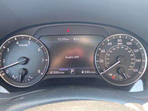 Used 2022 INFINITI QX50 Luxe AWD/4WD image 17
