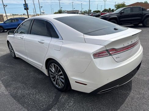 Used 2020 Lincoln MKZ FWD image 5