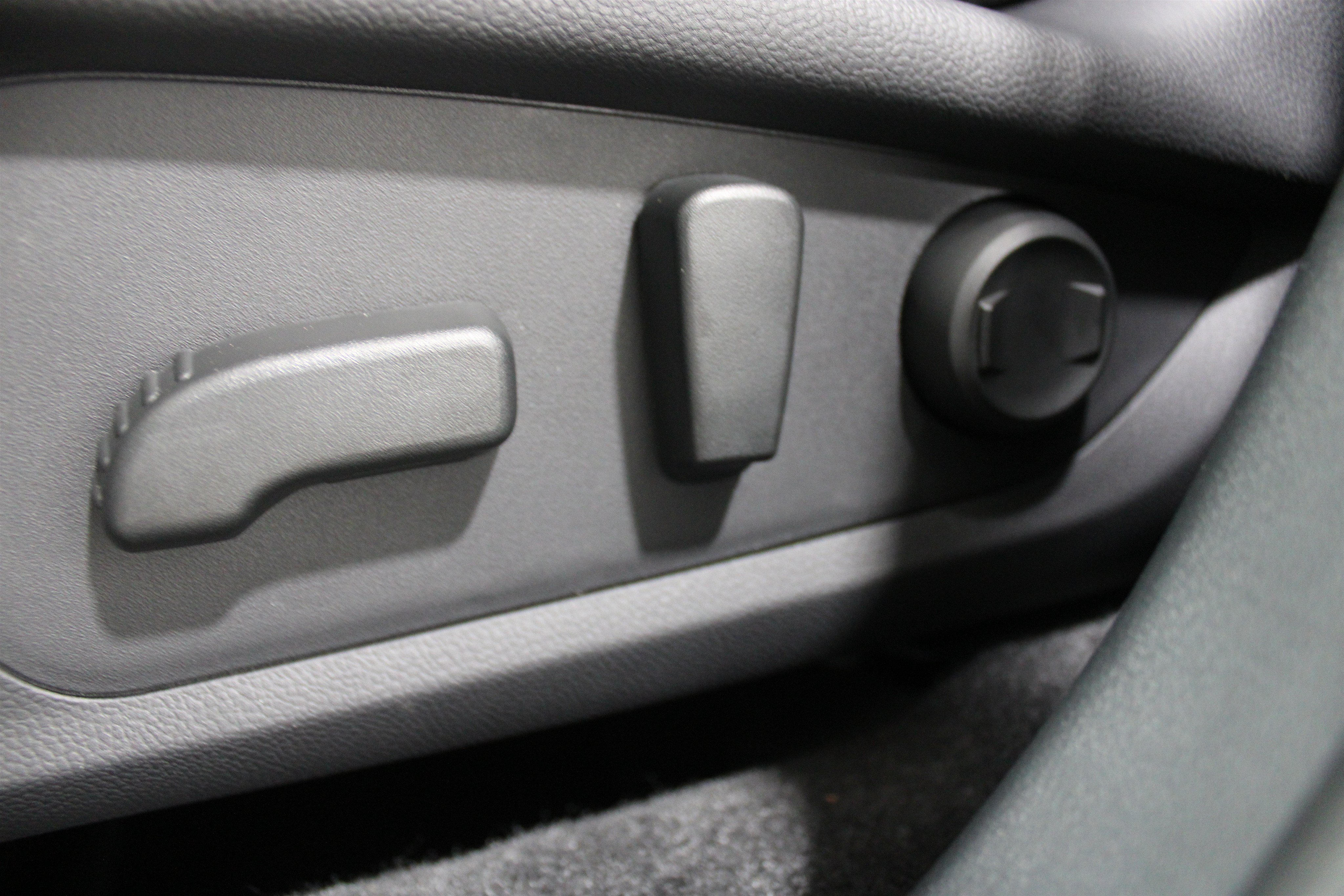 New 2026 Subaru Forester Premium AWD/4WD image 13