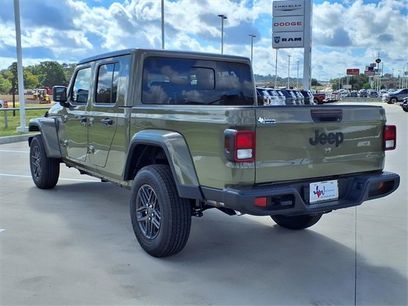 New 2025 Jeep Gladiator Sport
