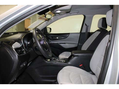 Used 2019 Chevrolet Equinox LS image 10