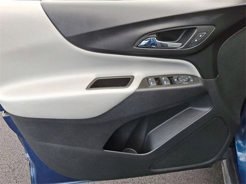 Used 2023 Chevrolet Equinox LS w/ LS Convenience Package image 15