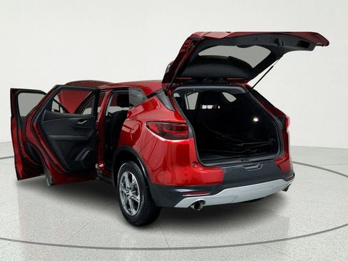 Used 2024 Chevrolet Blazer LT w/ LPO, Floor Liner Package FWD image 11