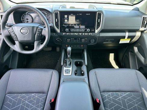 New 2026 Nissan Frontier SV AWD/4WD image 3