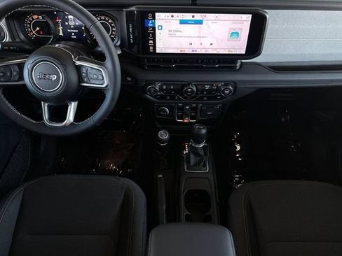 New 2025 Jeep Wrangler Unlimited Sahara AWD/4WD image 4