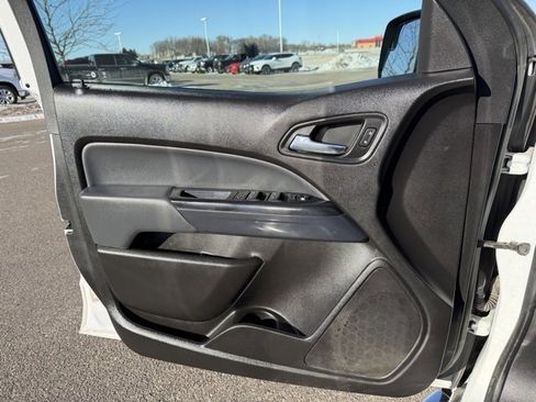 Used 2018 Chevrolet Colorado Z71 image 21