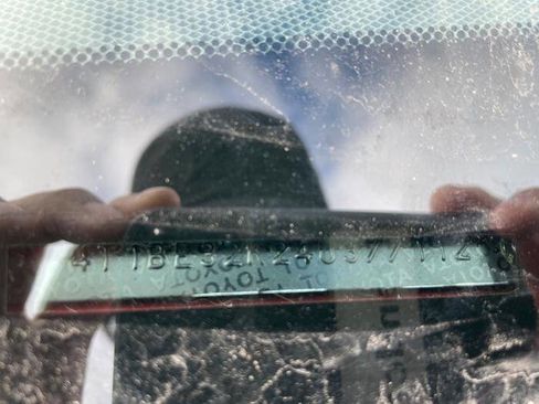 Used 2004 Toyota Camry LE image 39