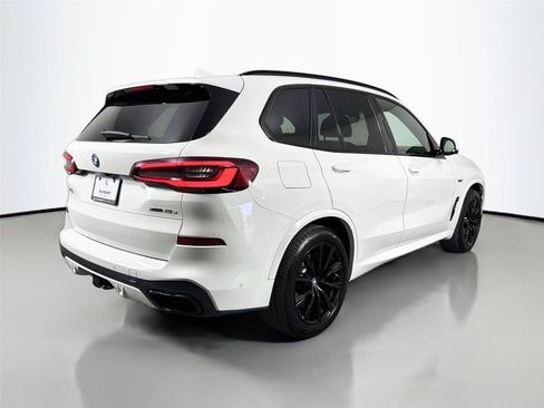 Used 2022 BMW X5 xDrive45e w/ M Sport Package AWD/4WD image 5
