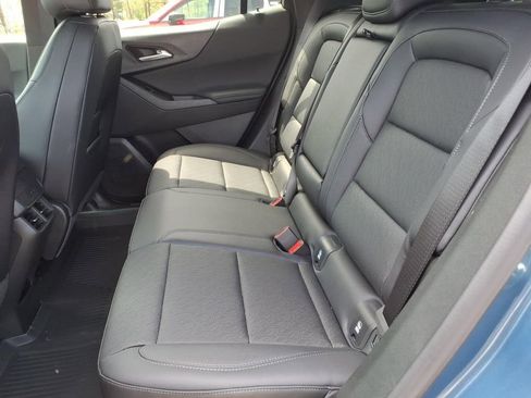 New 2026 Chevrolet Equinox LT w/ Convenience Package II FWD image 14