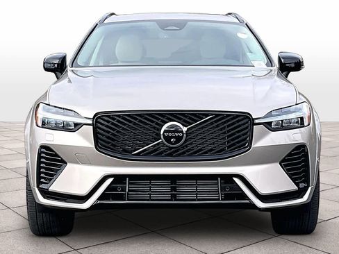 Used 2026 Volvo XC60 T8 Ultra w/ Protection Package Premier image 3