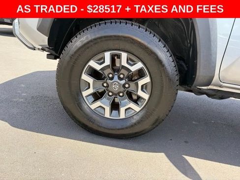 Used 2021 Toyota Tacoma TRD Off-Road AWD/4WD image 9
