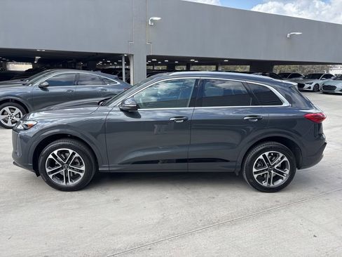 Certified 2025 Audi Q5 Premium Plus w/ Premium Plus image 9