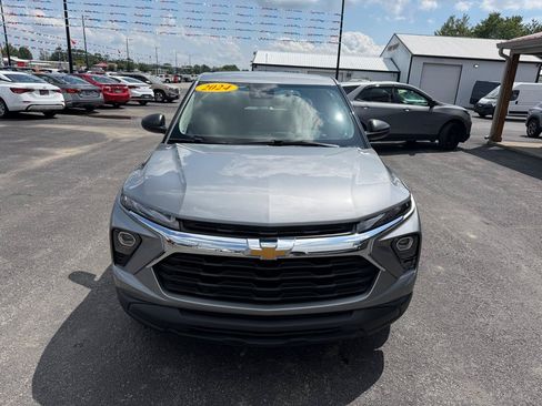 Used 2024 Chevrolet TrailBlazer LS FWD image 10