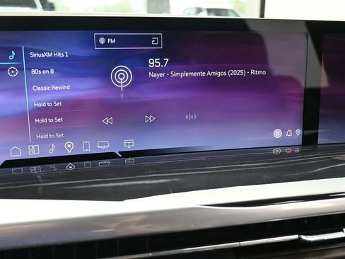 Used 2025 Cadillac Escalade ESV Sport w/ Touring Package image 30