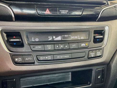 Used 2025 Honda Ridgeline RTL image 15