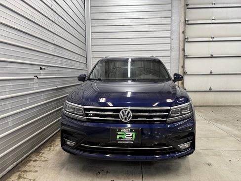 Used 2021 Volkswagen Tiguan SEL Premium R-Line image 2