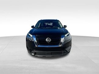 Used 2025 Nissan Pathfinder SV video 2