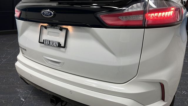 Used 2020 Ford Edge ST-Line w/ Cold Weather Package AWD/4WD image 35