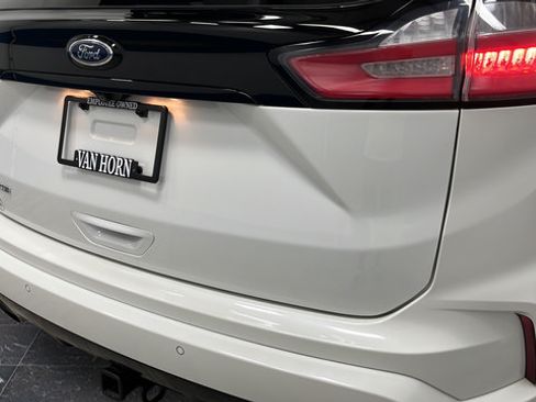 Used 2020 Ford Edge ST-Line w/ Cold Weather Package AWD/4WD image 35