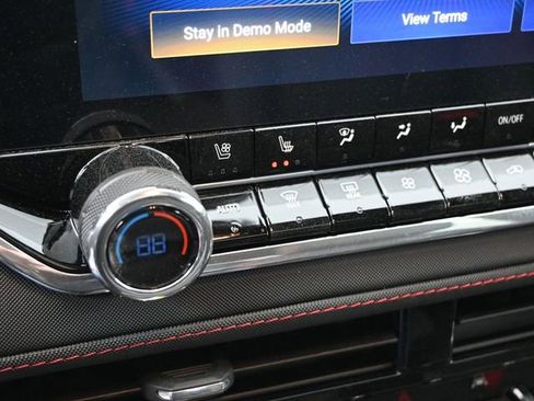 New 2026 Chevrolet Colorado Z71 w/ Technology Package AWD/4WD image 22