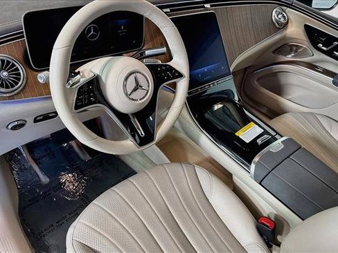 Used 2023 Mercedes-Benz EQS 450+ 4MATIC SUV image 9
