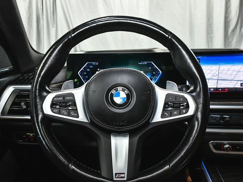 Used 2023 BMW X7 xDrive40i w/ Executive Package image 53
