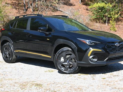 Used 2026 Subaru Crosstrek 2.5i Sport w/ Popular Package #4A AWD/4WD image 2