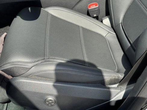 Certified 2025 Mercedes-Benz GLC 350e 4MATIC image 29