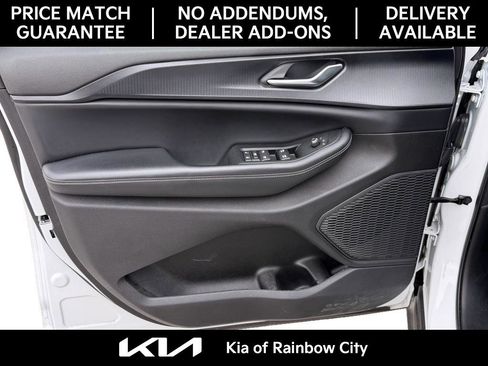 Used 2023 Jeep Grand Cherokee Altitude image 10