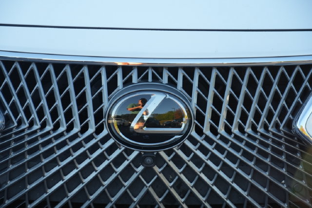Used 2019 Lexus LS 500 w/ Interior Upgrade Package RWD image 6