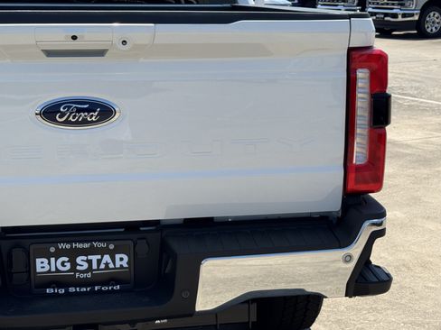 New 2026 Ford F250 Lariat w/ Chrome Package AWD/4WD image 10
