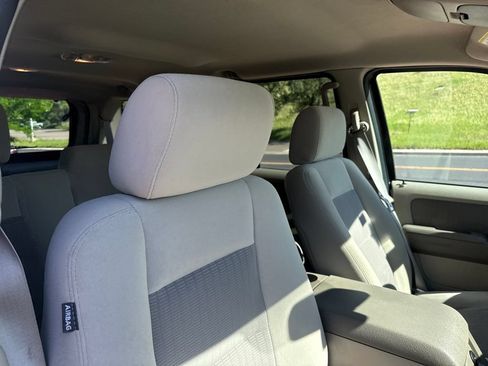 Used 2007 Ford Explorer XLT AWD/4WD image 31