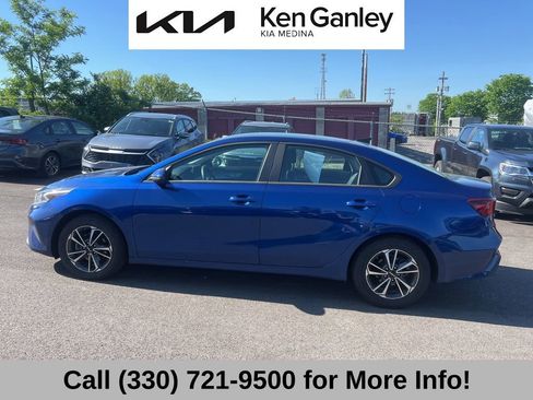 Certified 2024 Kia Forte LXS w/ LXS Technology Package FWD image 9