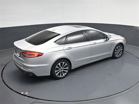 Used 2019 Ford Fusion SE image 41