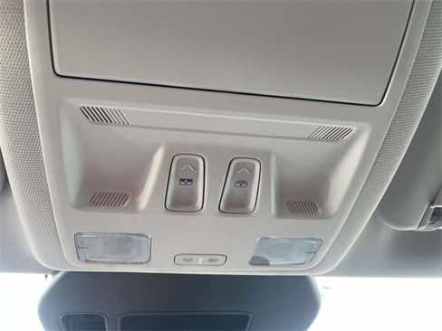 Used 2022 Ford Escape SEL image 32