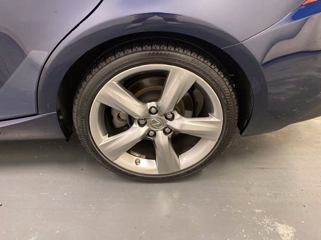 Used 2014 Lexus IS 350 w/ Luxury Package w/Brown Wood RWD image 32