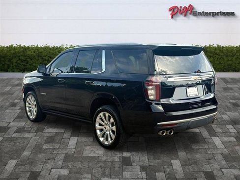Used 2022 Chevrolet Tahoe Premier w/ Premium Package 2 RWD image 2