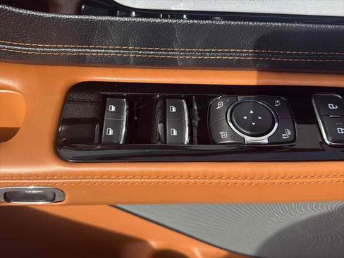 Used 2021 Lincoln Aviator Black Label w/ Dynamic Handling Package image 16