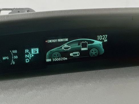 Used 2015 Toyota Prius Two FWD image 19