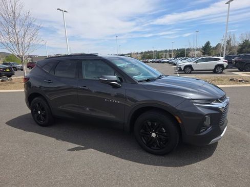 Used 2021 Chevrolet Blazer LT image 1