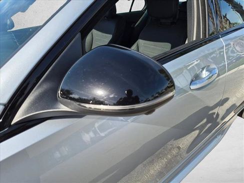 Used 2023 Mercedes-Benz C 300 Sedan image 8