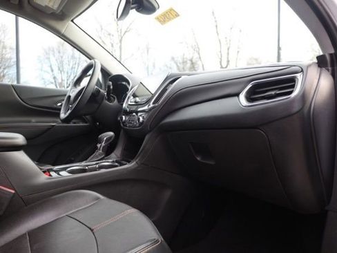 Used 2023 Chevrolet Equinox Premier image 35
