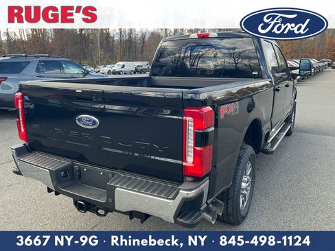 New 2026 Ford F250 Lariat w/ FX4 Off-Road Package image 3