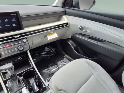 New 2026 Hyundai Tucson SE FWD image 12
